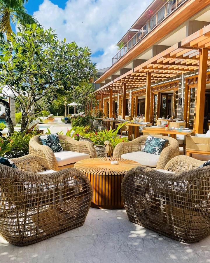 L'Escale Resort Marina & Spa - Small Luxury Hotels Of The World Victoria Exteriör bild