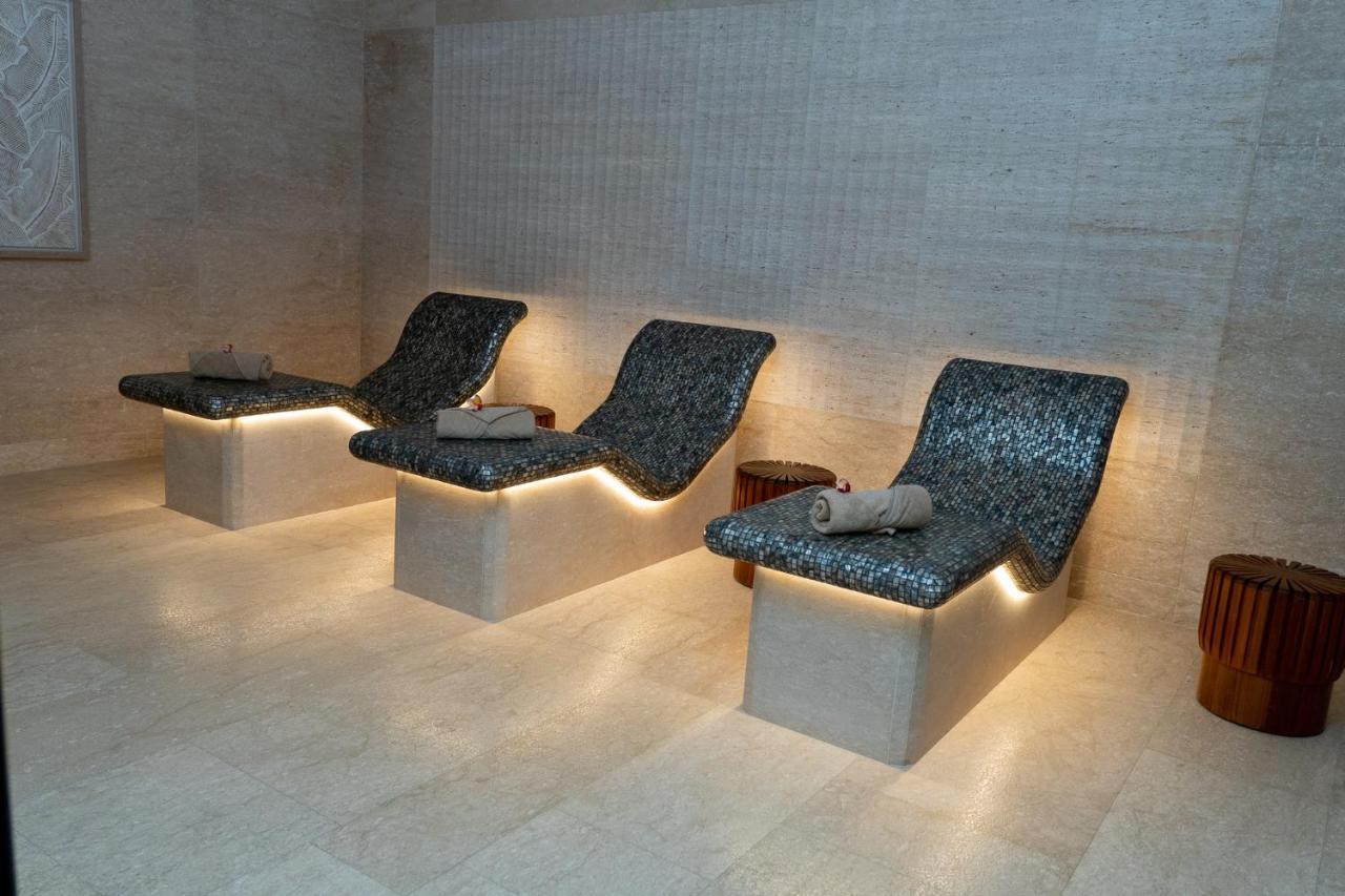 L'Escale Resort Marina & Spa - Small Luxury Hotels Of The World Victoria Exteriör bild